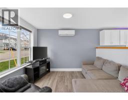 Living room - 254 Highlandview Road, Moncton, NB E1A2L3 Photo 6