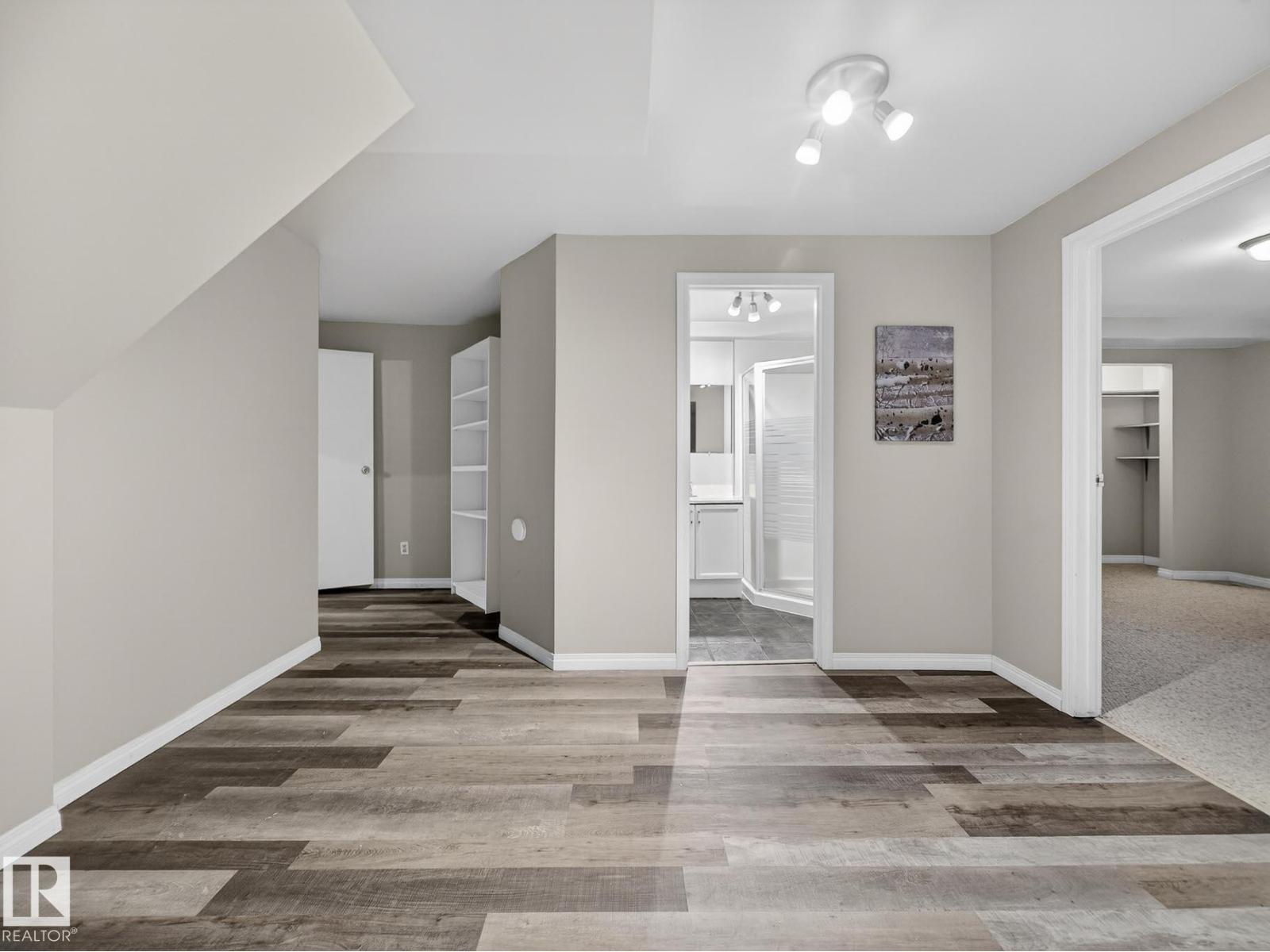 7 NOTTINGHAM BV, Sherwood Park