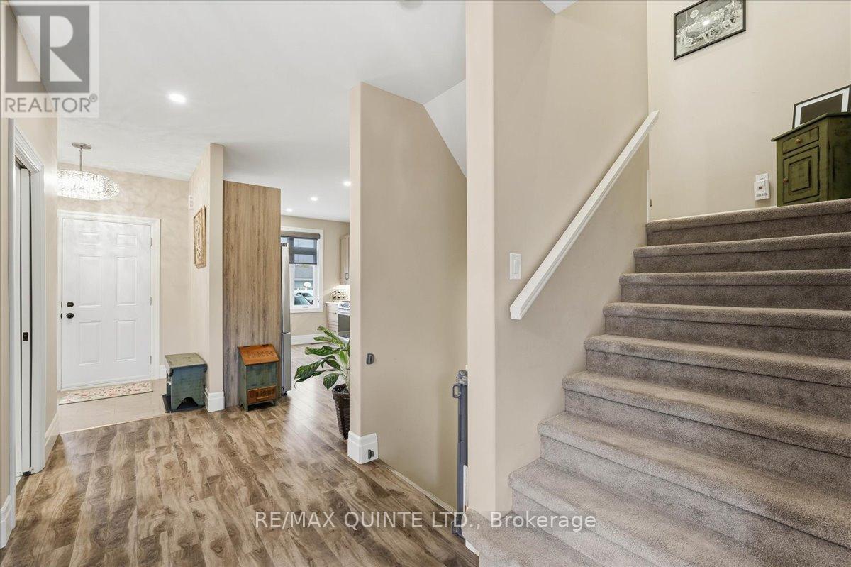 7 CURTIS STREET - 21