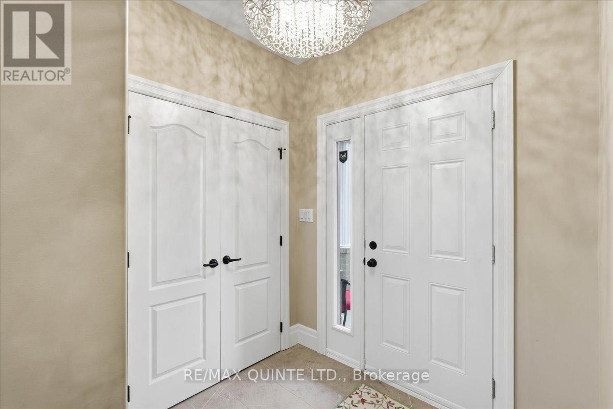 7 CURTIS STREET - 6
