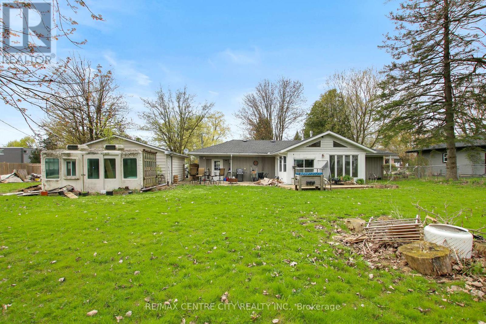 129 DUCHESS AVENUE - 17