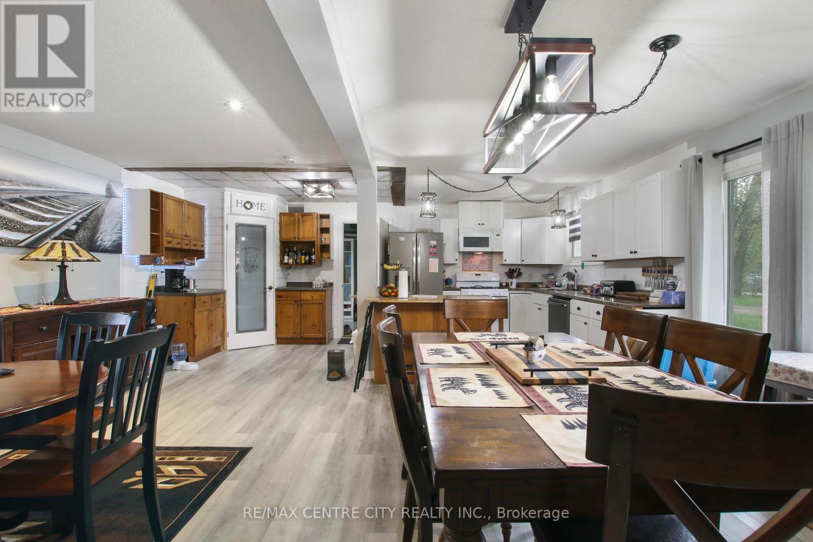 129 DUCHESS AVENUE - 2