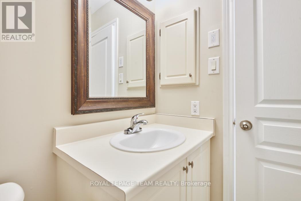 541 SALZBURG DRIVE - 27