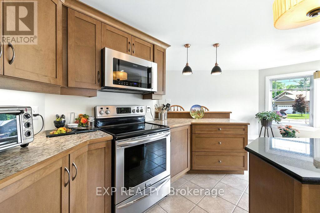 519 COLERAINE DRIVE - 11