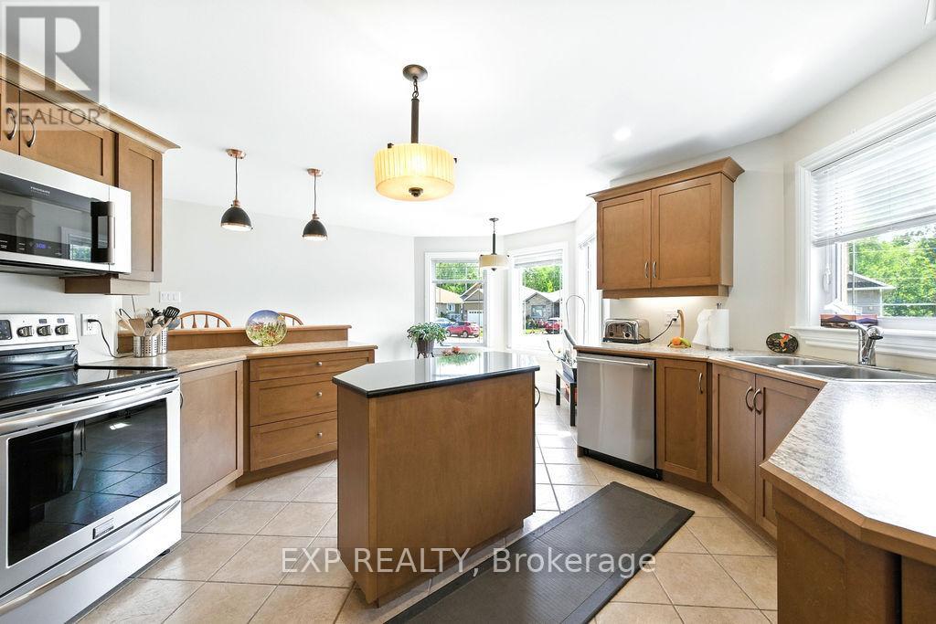 519 COLERAINE DRIVE - 9