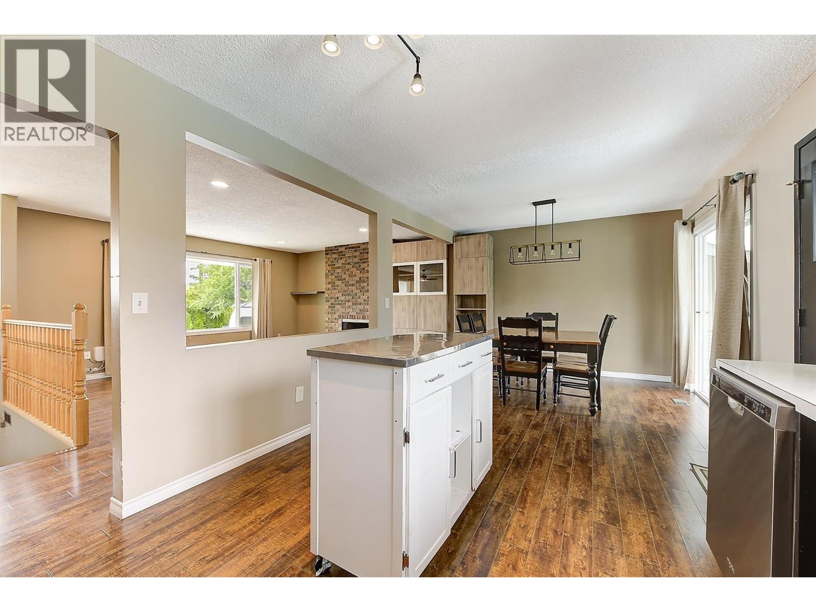 210 Pisces Road - 14