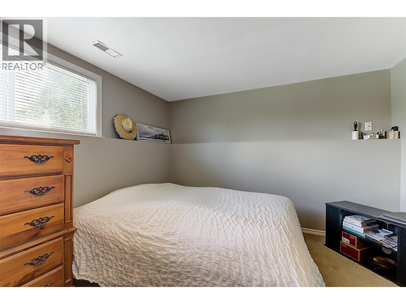 210 Pisces Road - 45