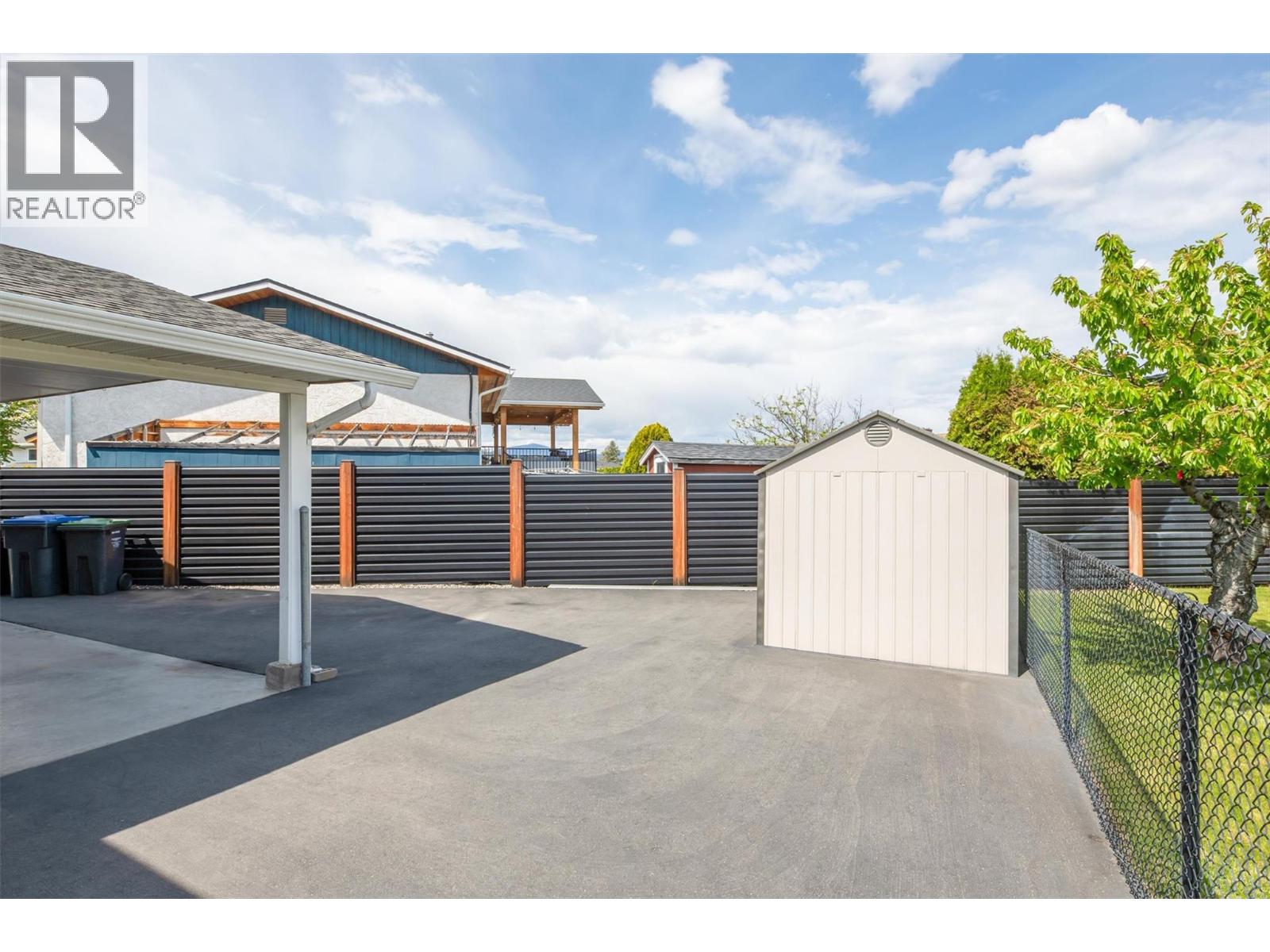 210 Pisces Road, Kelowna