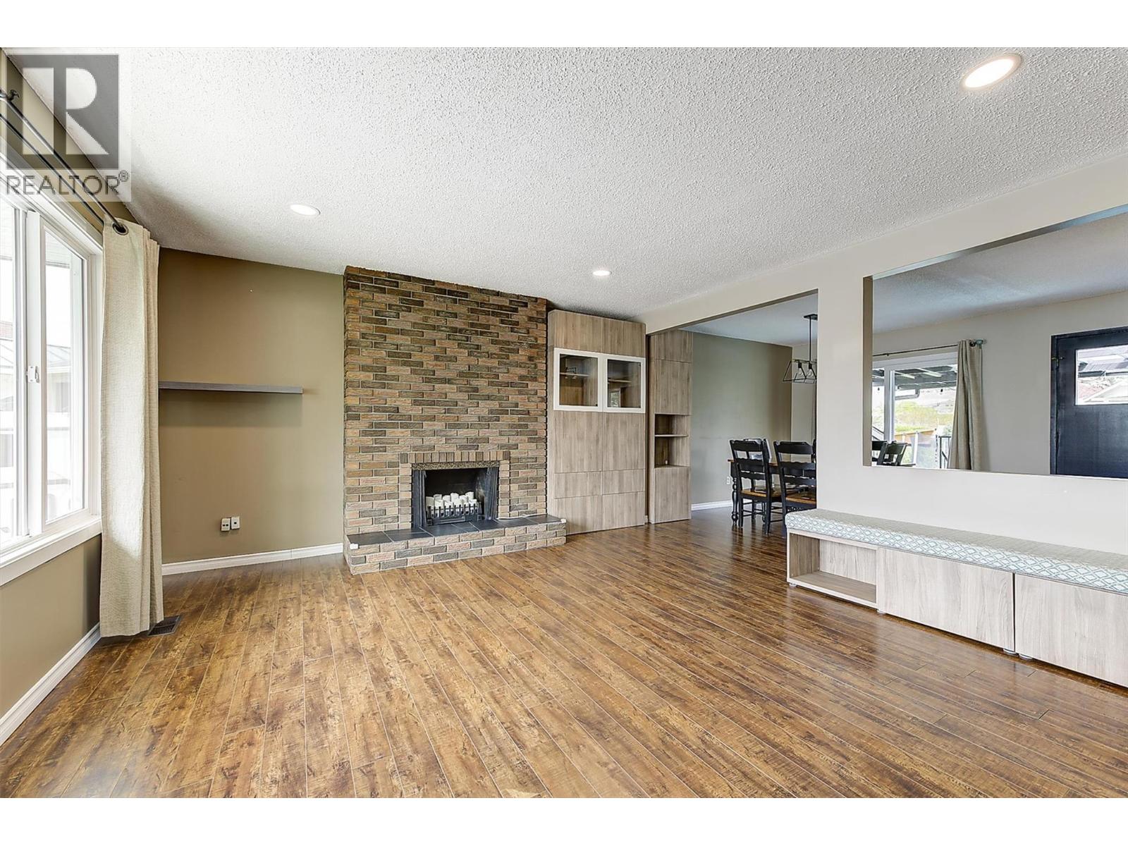 210 Pisces Road - 7