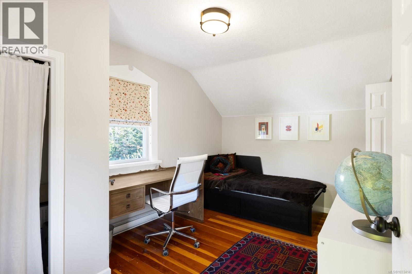 706 Lindsay St - 21