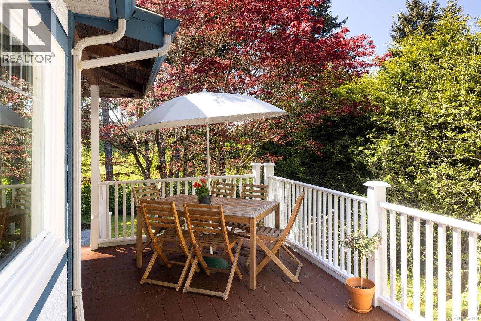 706 Lindsay St - 31