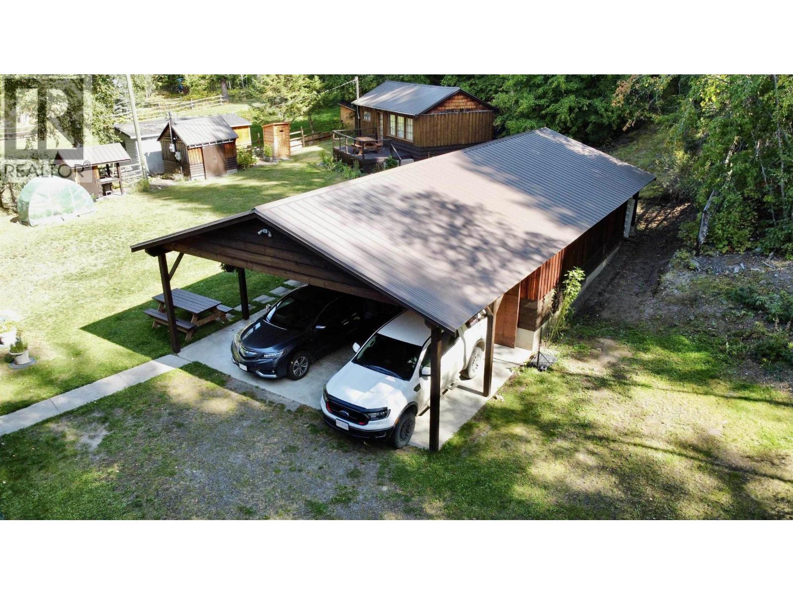 3662 HIGGINS ROAD - 9