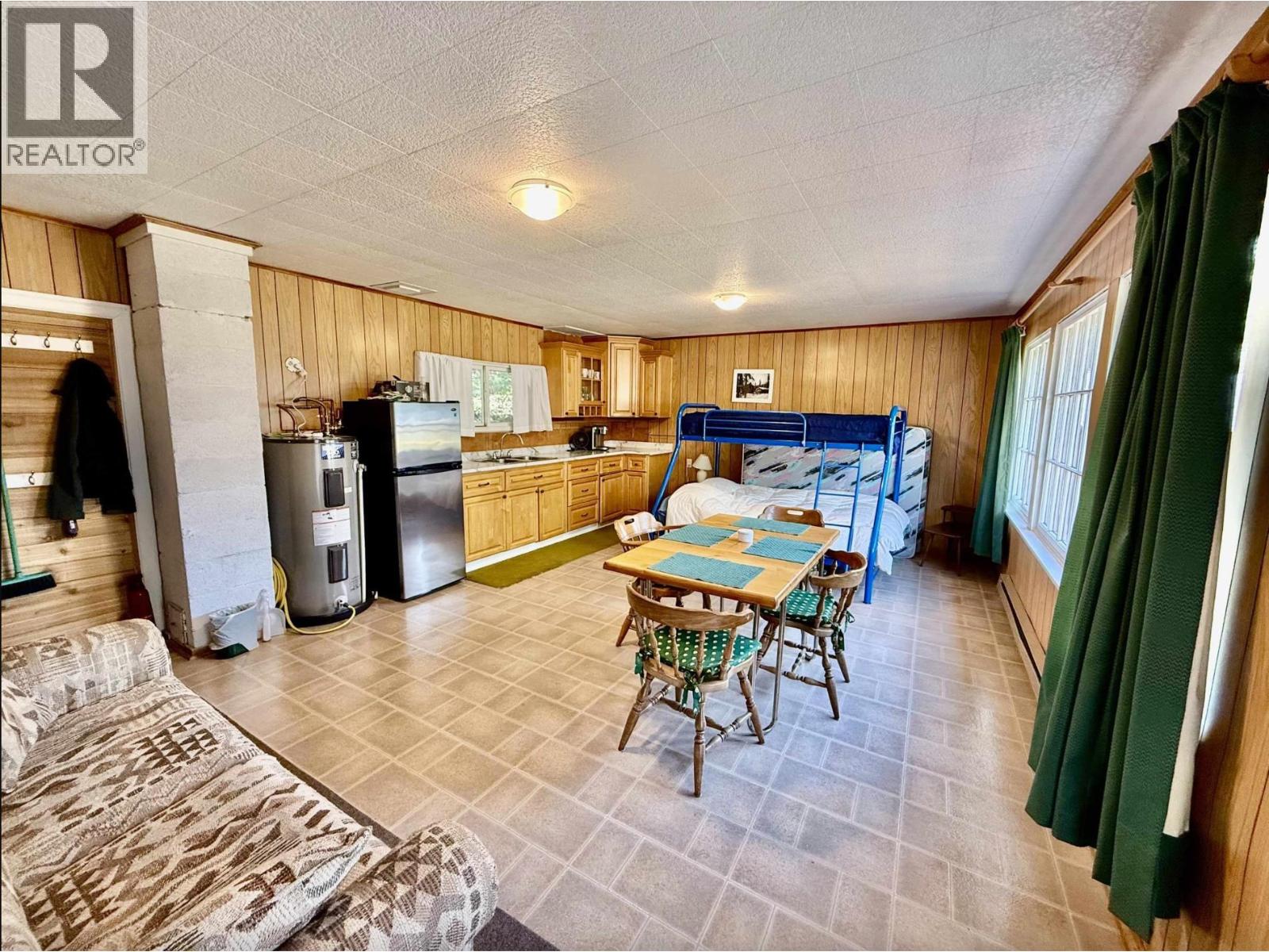 3662 HIGGINS ROAD - 30