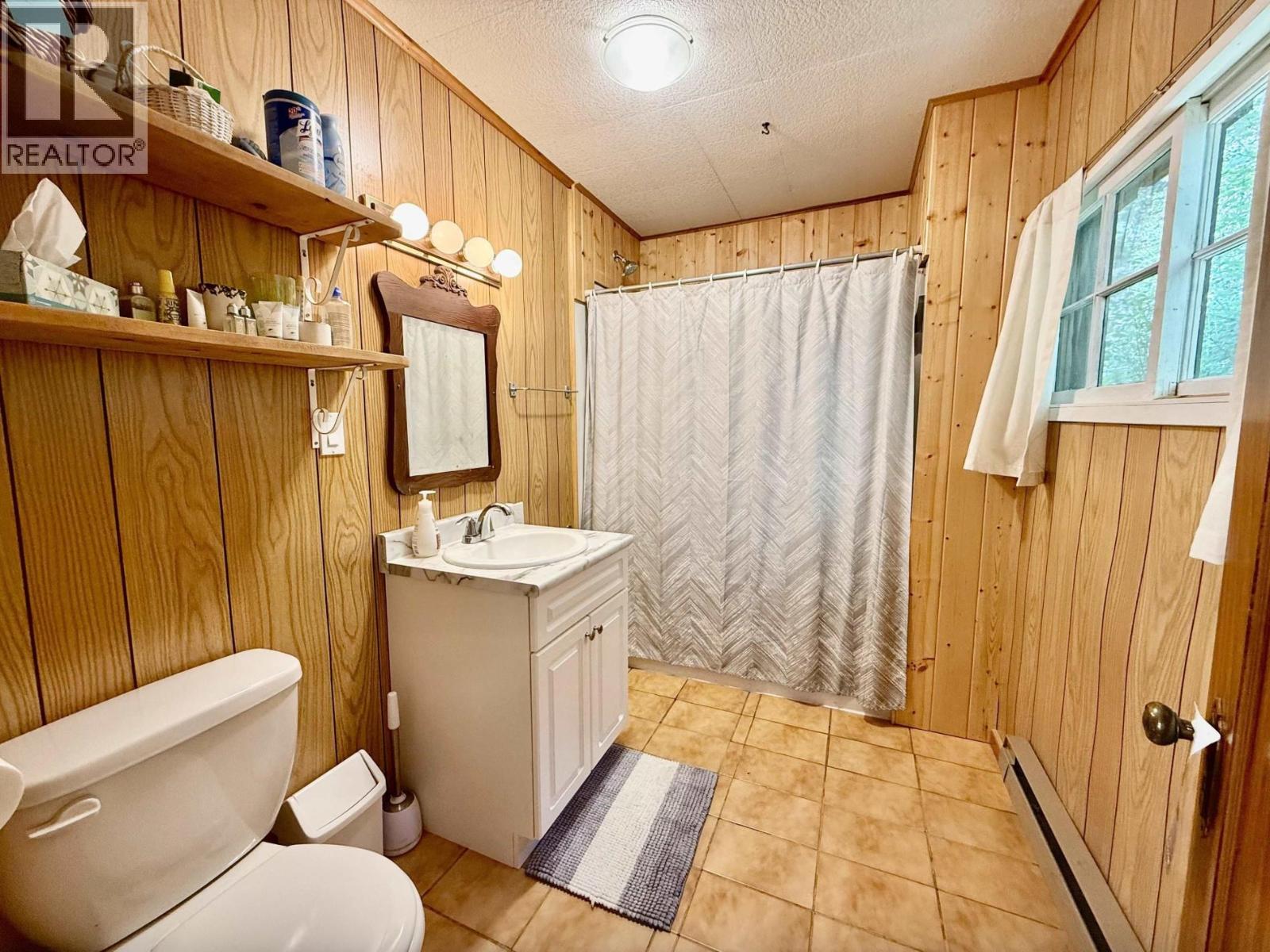 3662 HIGGINS ROAD - 32