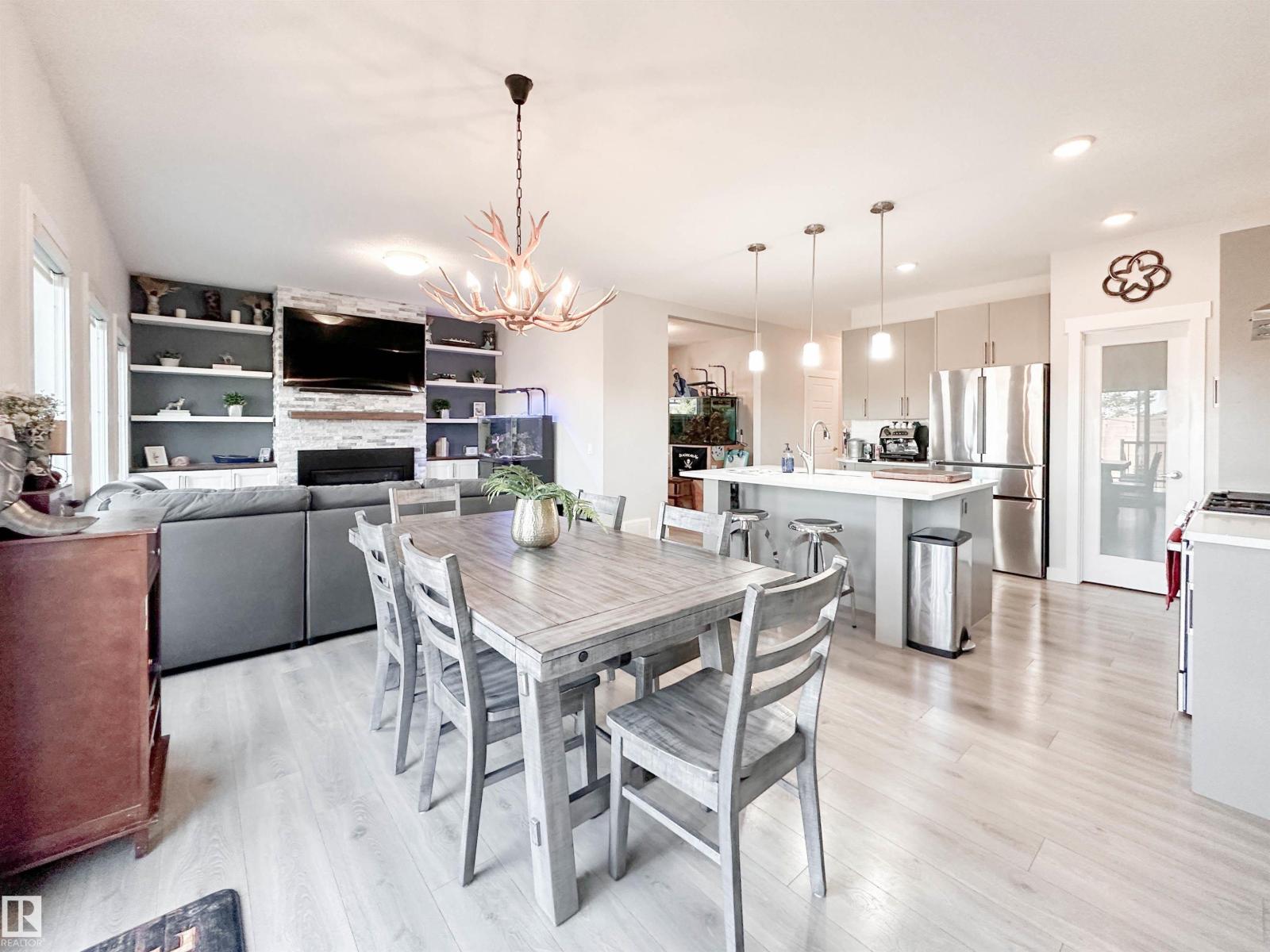 103 JOYAL WY, St. Albert