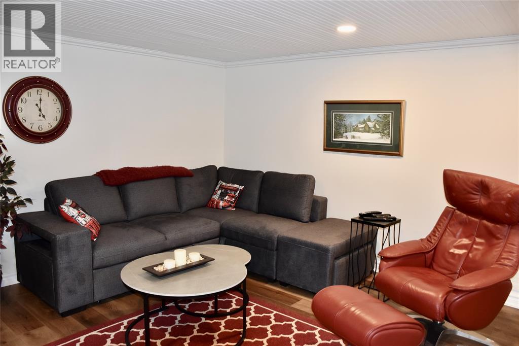 1049 LOCKHART CIRCLE, Sarnia, Ontario, N7S2E4 — Photo 17
