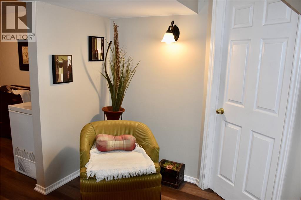 1049 LOCKHART CIRCLE, Sarnia, Ontario, N7S2E4 — Photo 19