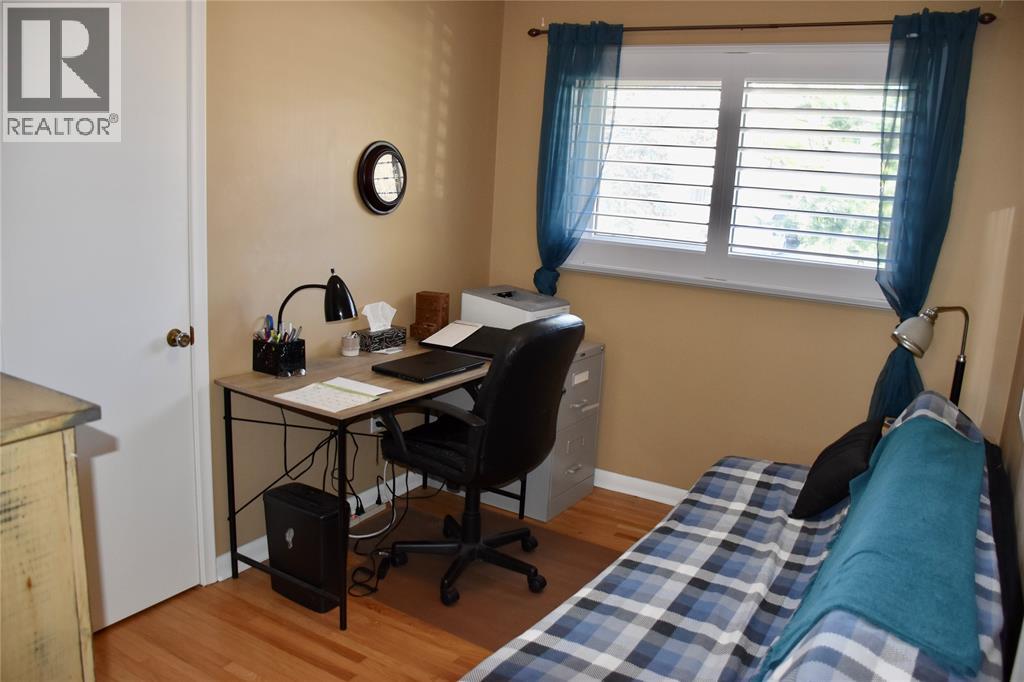 1049 LOCKHART CIRCLE, Sarnia, Ontario, N7S2E4 — Photo 15