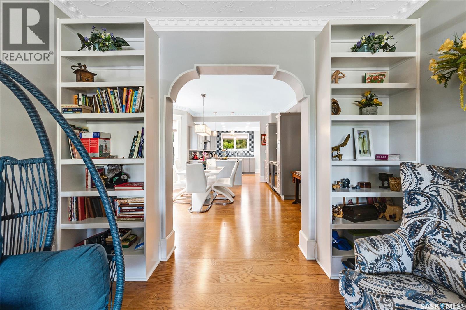 518 12th STREET E - 18