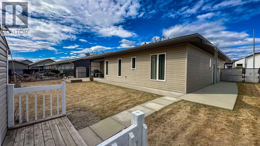 603 5 Street SW — photo 41