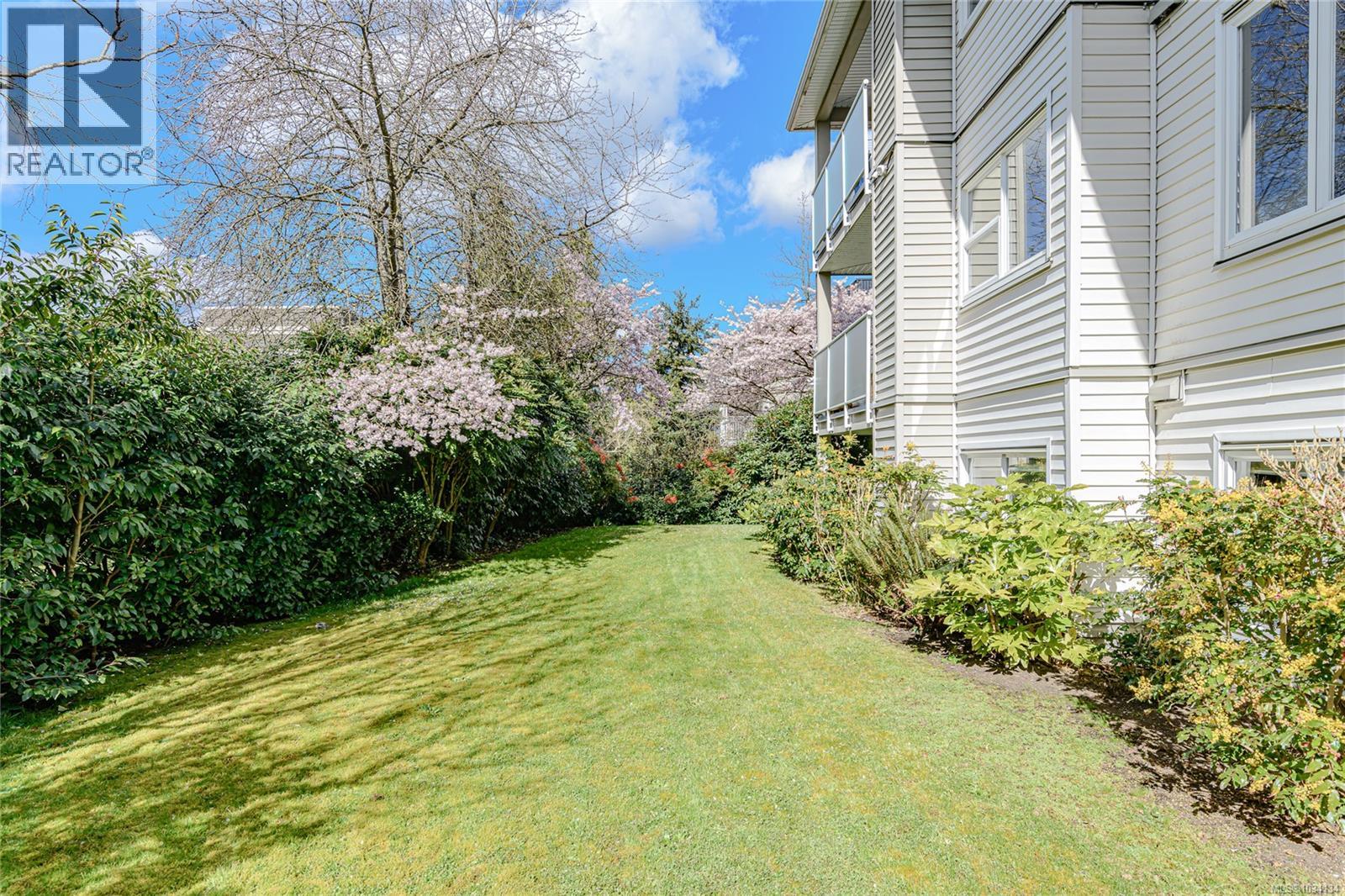 #103 3180 Albina St - 34