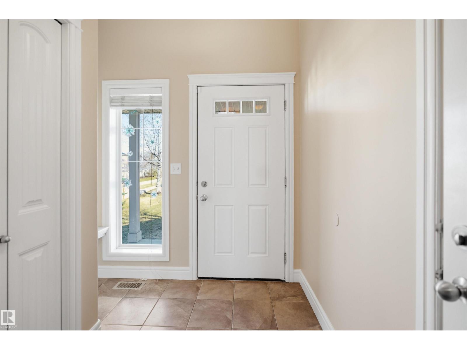 #19 15151 43 ST NW, Edmonton
