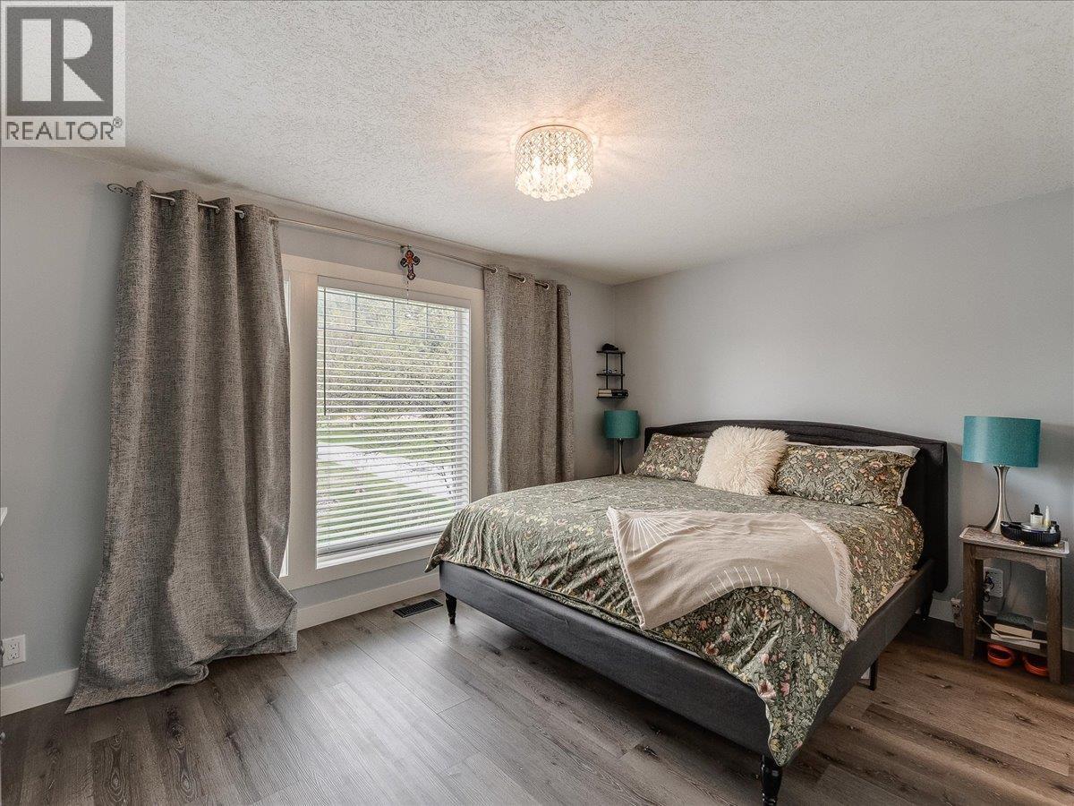 148 100TH Street - 25
