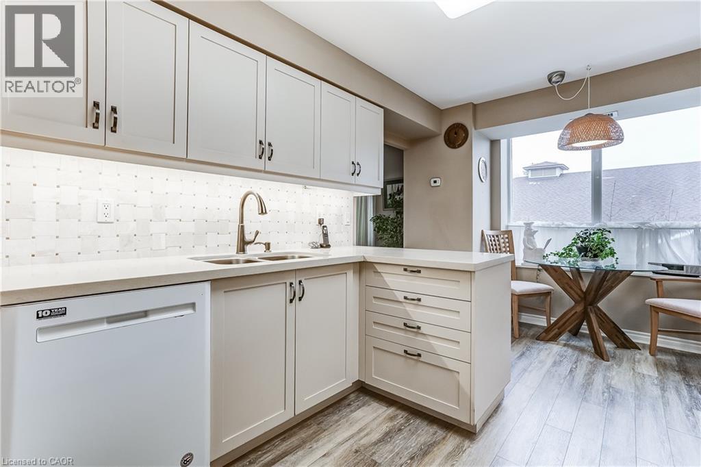 100 BURLOAK Drive Unit# 1201, Burlington, Ontario, L7L6P6 — Photo 11