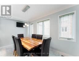 28 Shining Star Crescent, Toronto, ON M6M5L6 Photo 18