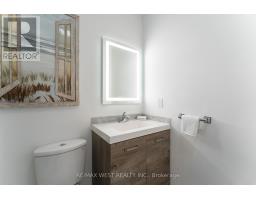28 Shining Star Crescent, Toronto, ON M6M5L6 Photo 21