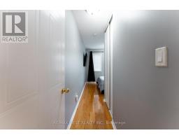 28 Shining Star Crescent, Toronto, ON M6M5L6 Photo 25