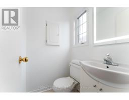 28 Shining Star Crescent, Toronto, ON M6M5L6 Photo 30