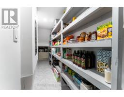 28 Shining Star Crescent, Toronto, ON M6M5L6 Photo 35