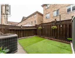 28 Shining Star Crescent, Toronto, ON M6M5L6 Photo 39