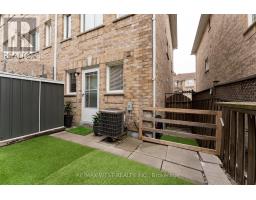 28 Shining Star Crescent, Toronto, ON M6M5L6 Photo 41