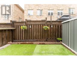 28 Shining Star Crescent, Toronto, ON M6M5L6 Photo 45