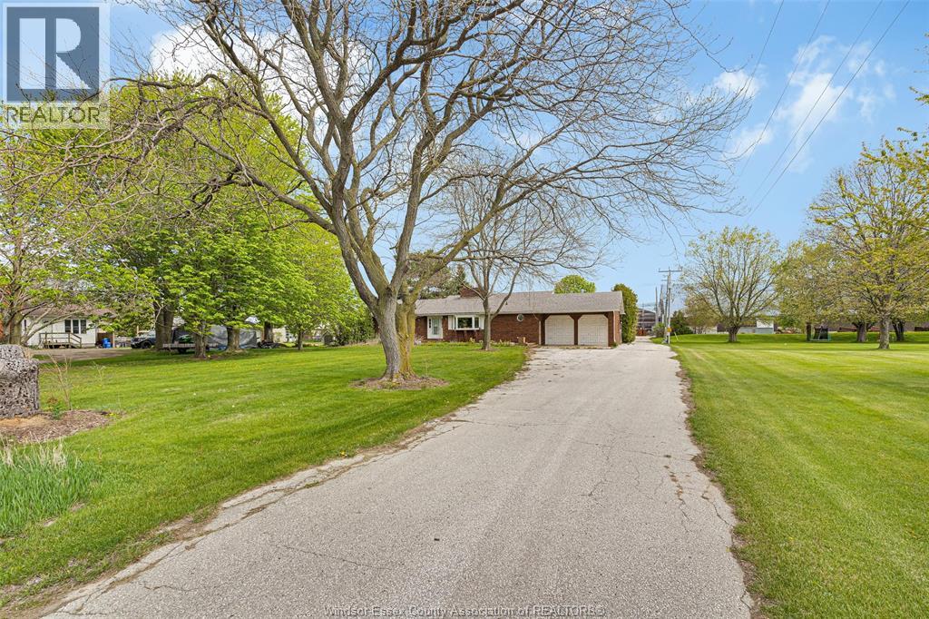 329 COUNTY RD 34 East, Kingsville, Ontario, N0P2G0 — Photo 2