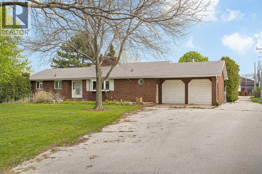 329 COUNTY RD 34 East, Kingsville, Ontario, N0P2G0 — Photo 3