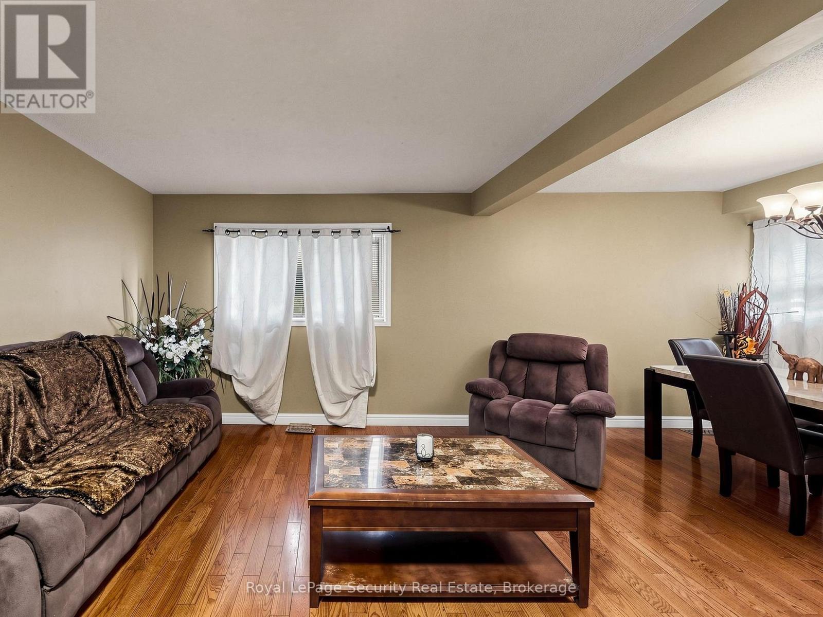 40 LANGDALE CRESCENT - 5