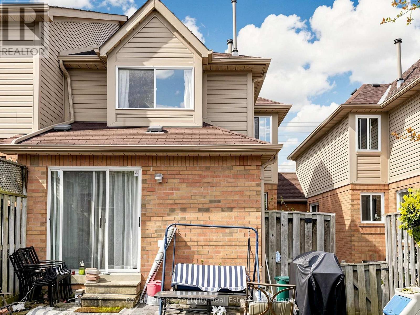 40 LANGDALE CRESCENT - 36