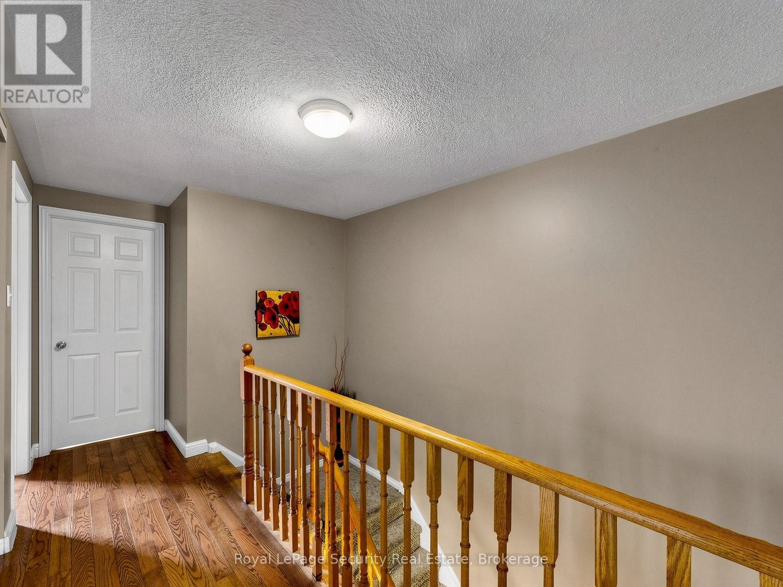 40 LANGDALE CRESCENT - 22