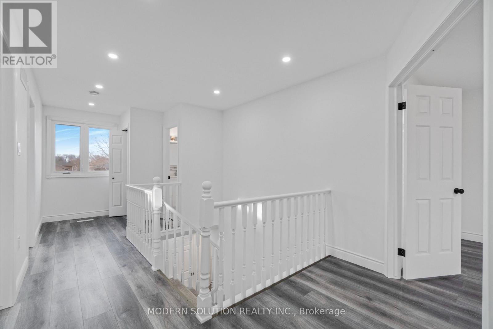 168 FUSILIER DRIVE - 27