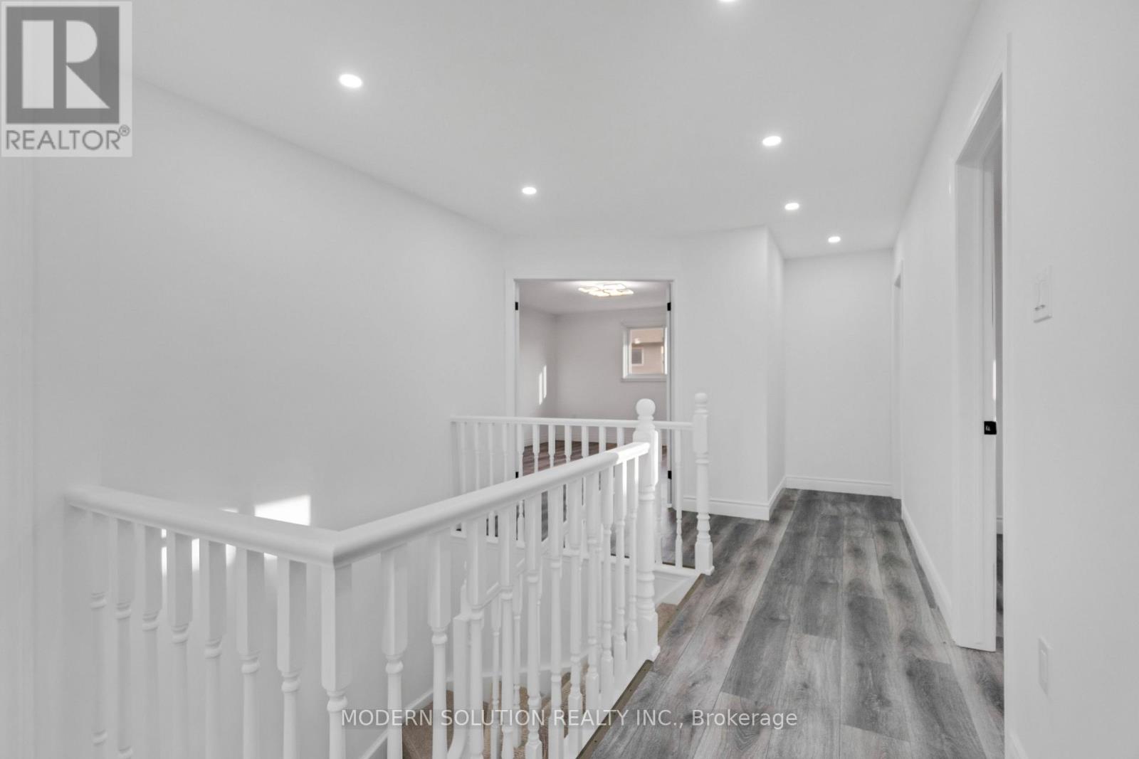168 FUSILIER DRIVE - 26