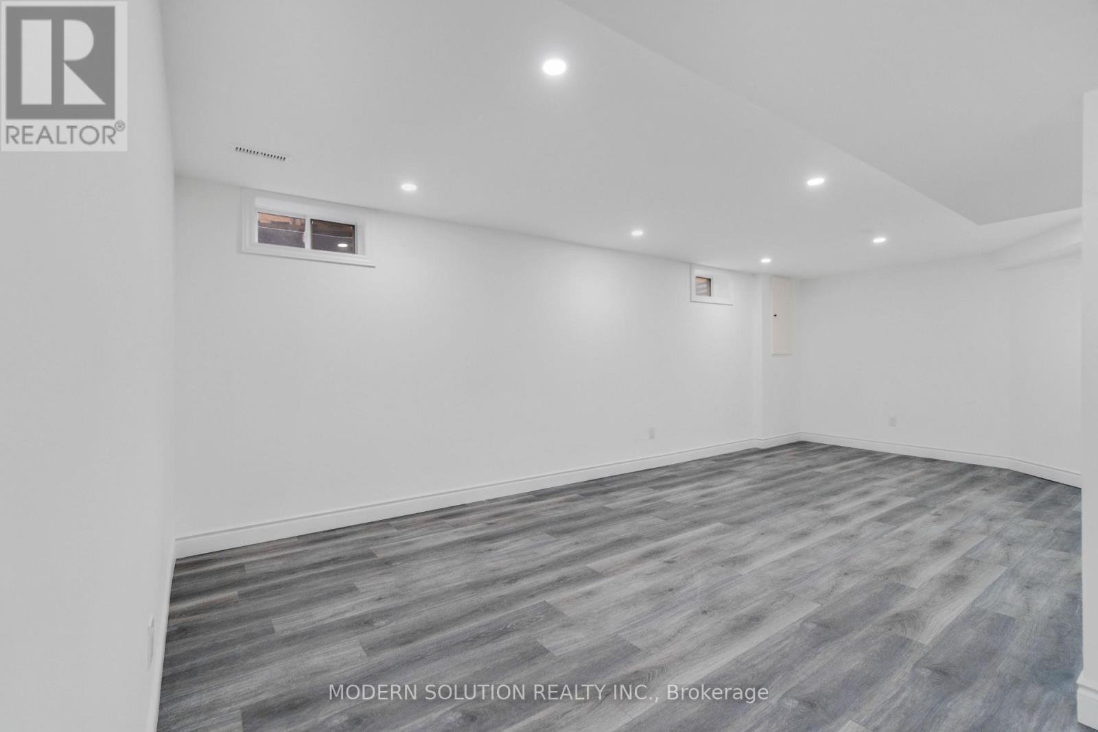168 FUSILIER DRIVE - 42