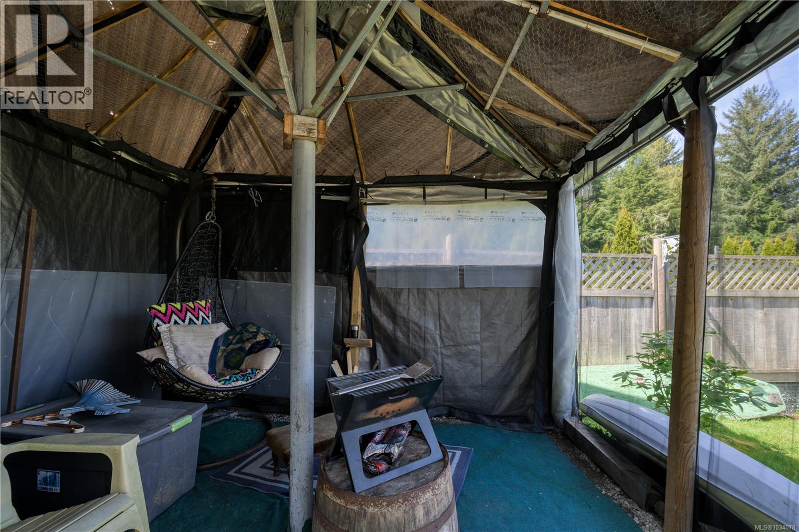 #1 5250 Beaver Harbour Rd - 20