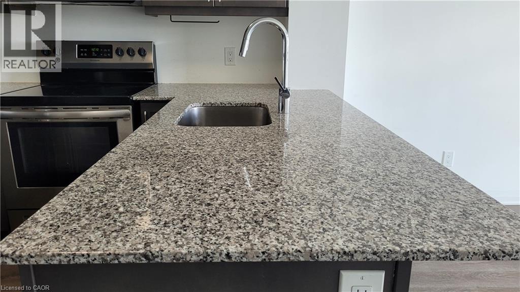 50 KAITTING Trail Unit# 510, Oakville, Ontario, L6M5N3 — Photo 11