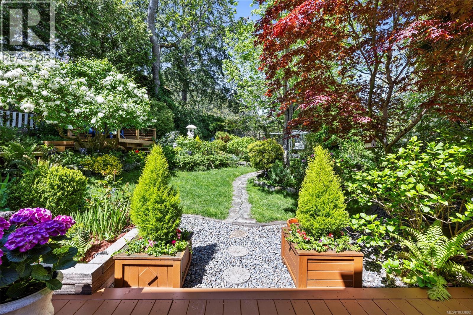 3653 Glen Oaks Dr - 27