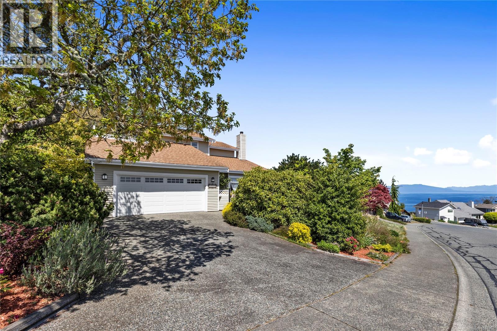 3653 Glen Oaks Dr - 3