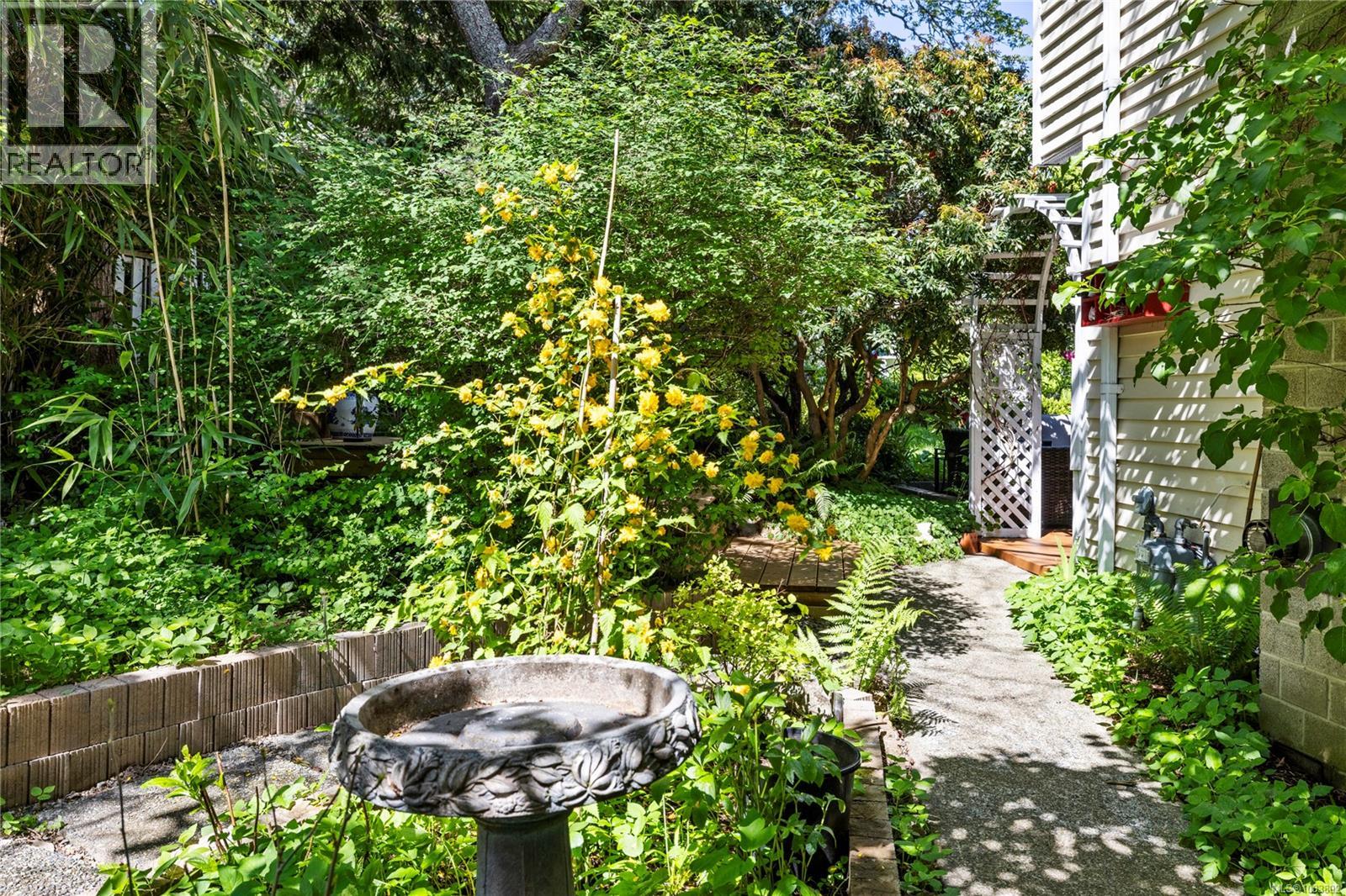 3653 Glen Oaks Dr - 30