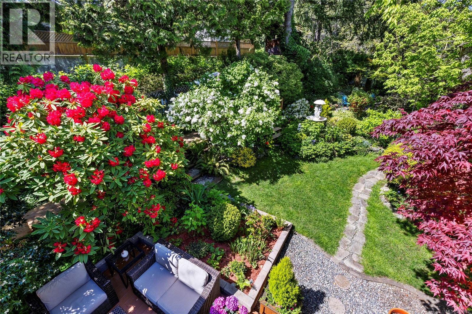 3653 Glen Oaks Dr - 48